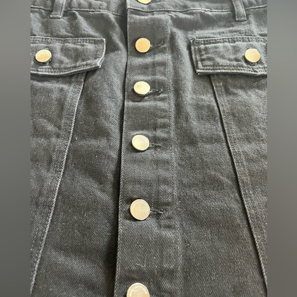 Trafulac denim wear by Zara, Black, Distressed Mini Skirt Women’s Medium - Picture 9 of 10